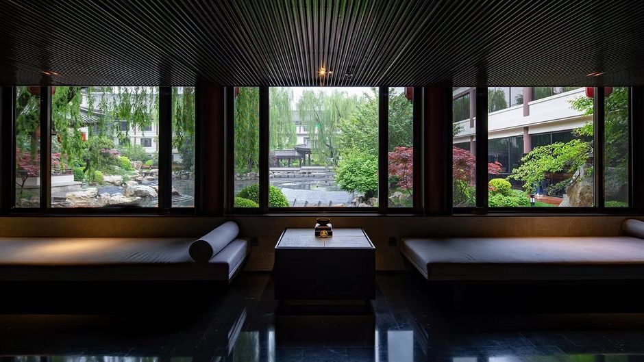 HUALUXE Tanghua Lobby