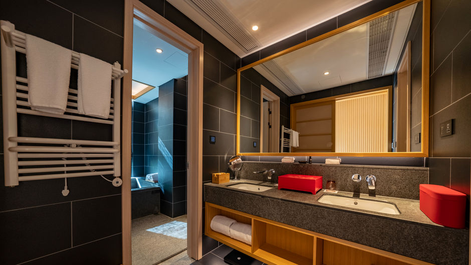 Pushine Jinfoshan Resort Hotel Room