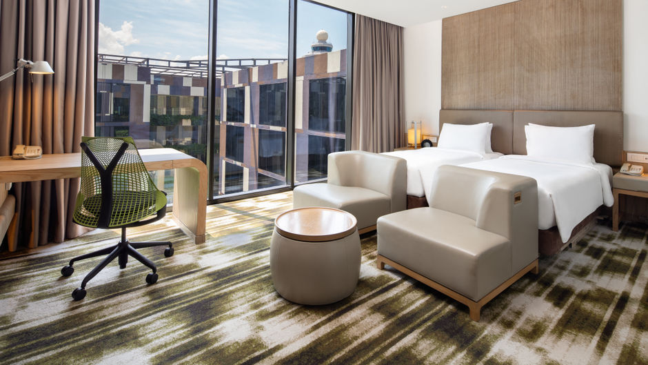 Crowne Plaza Changi Airport Room