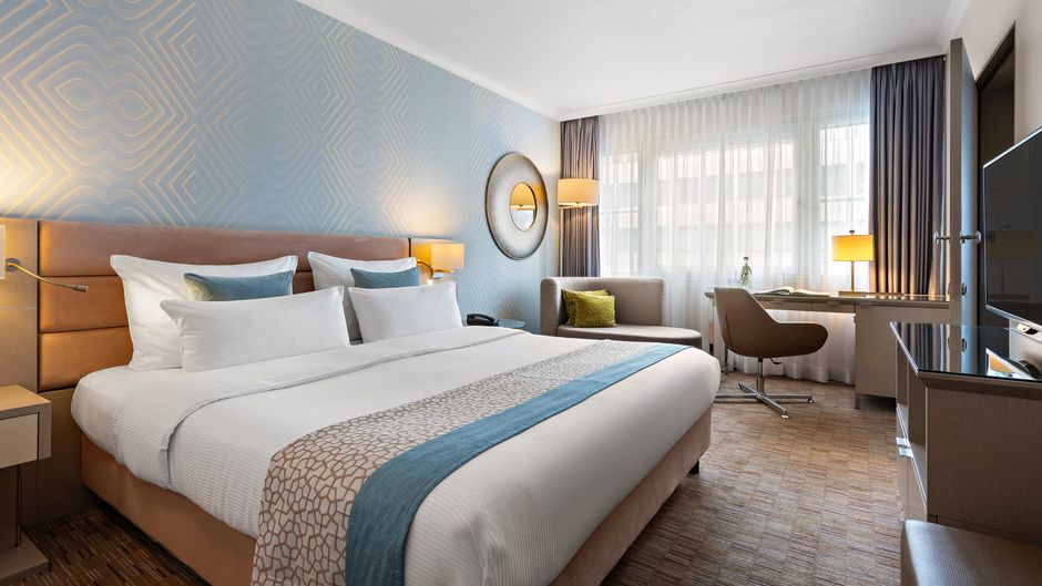 Crowne Plaza Berlin City Centre Room