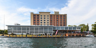 Crowne Plaza Niagara Falls