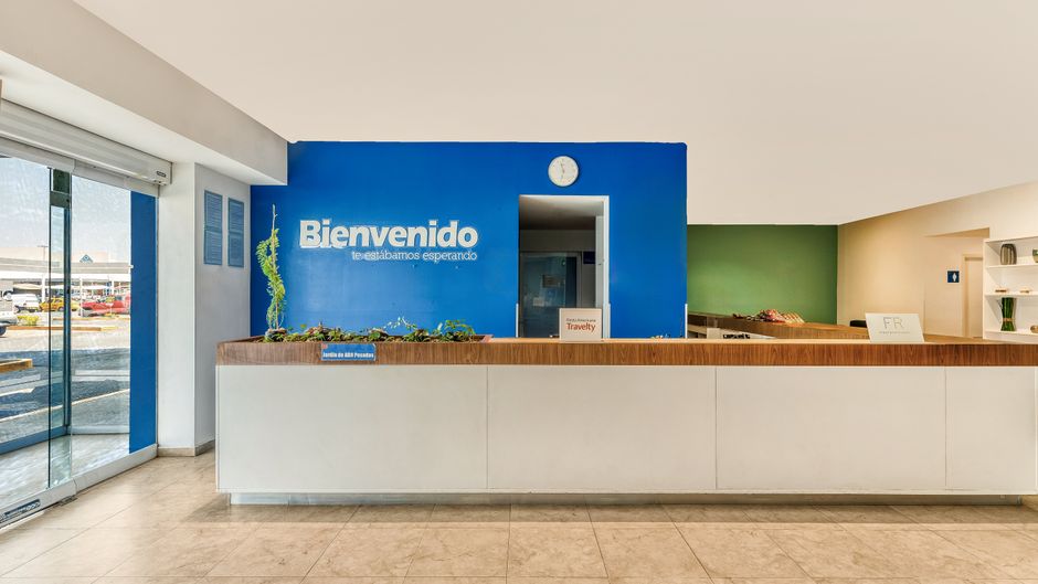 One Salina Cruz Lobby