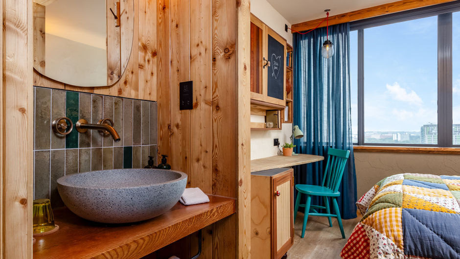 Treehouse Manchester Room