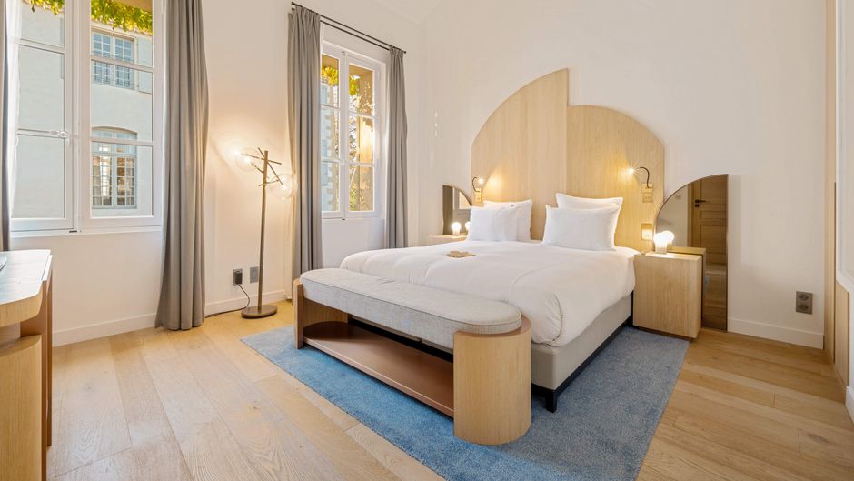 Chateau de la Gaude Room