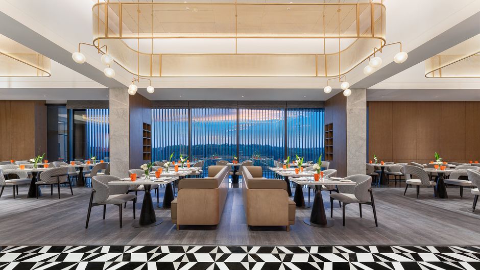 Holiday Inn Wuhan Houguan Lake Restaurant