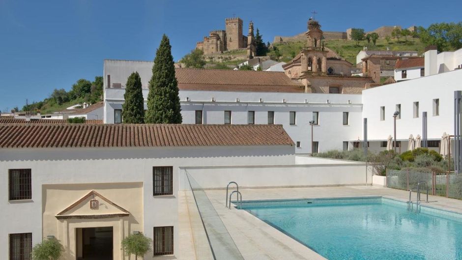 Hotel Convento Aracena Pool