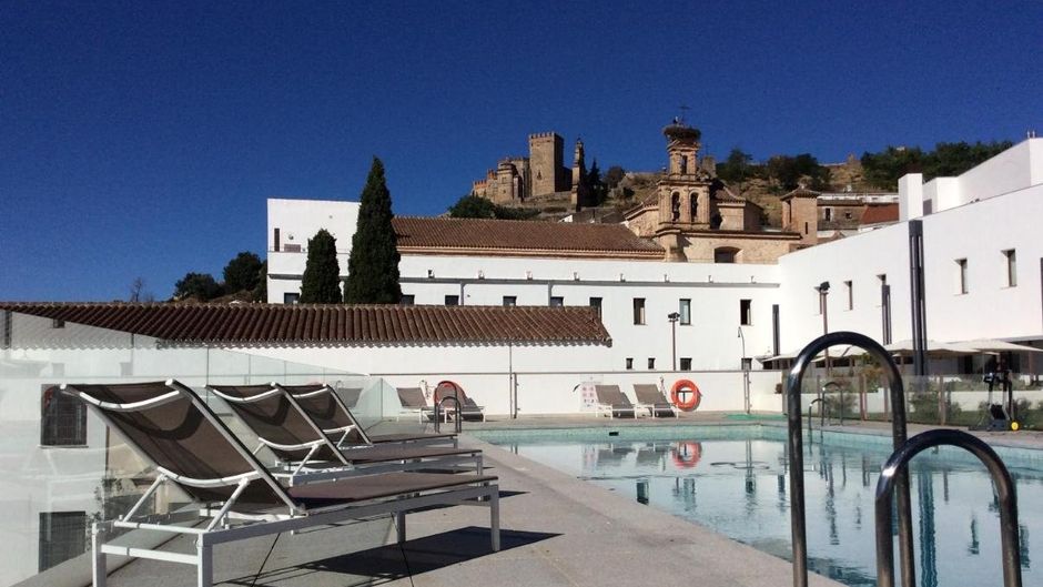 Hotel Convento Aracena Pool