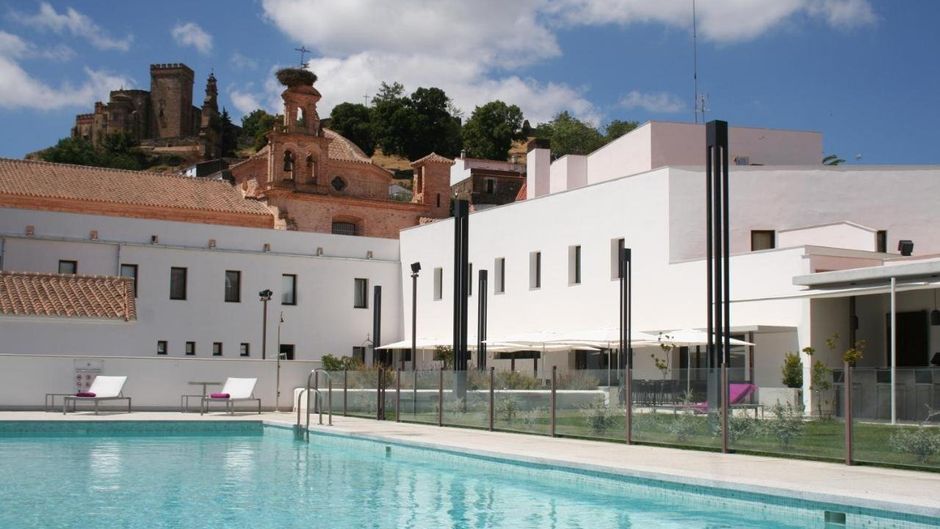Hotel Convento Aracena Pool