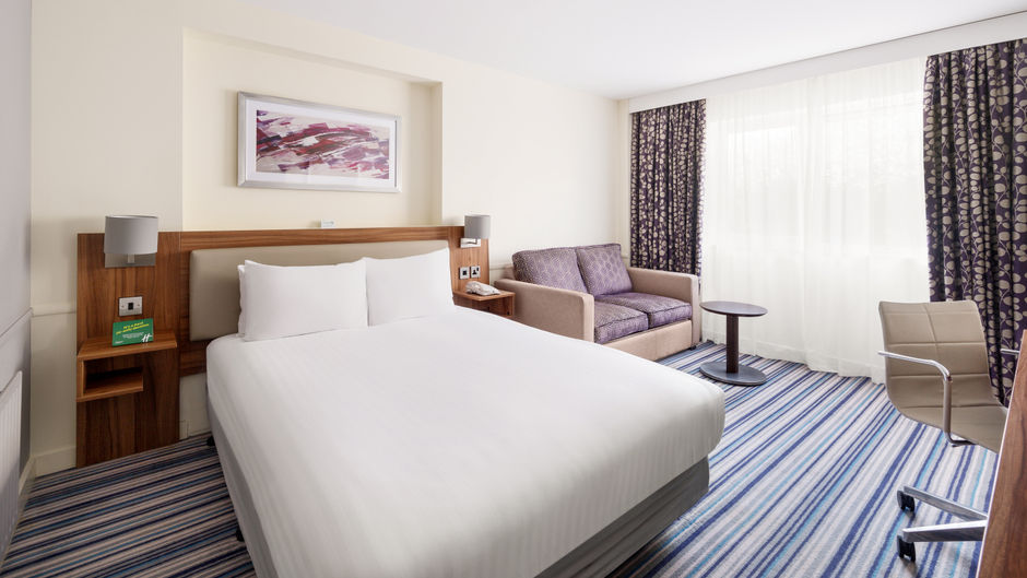 Holiday Inn Colchester Room
