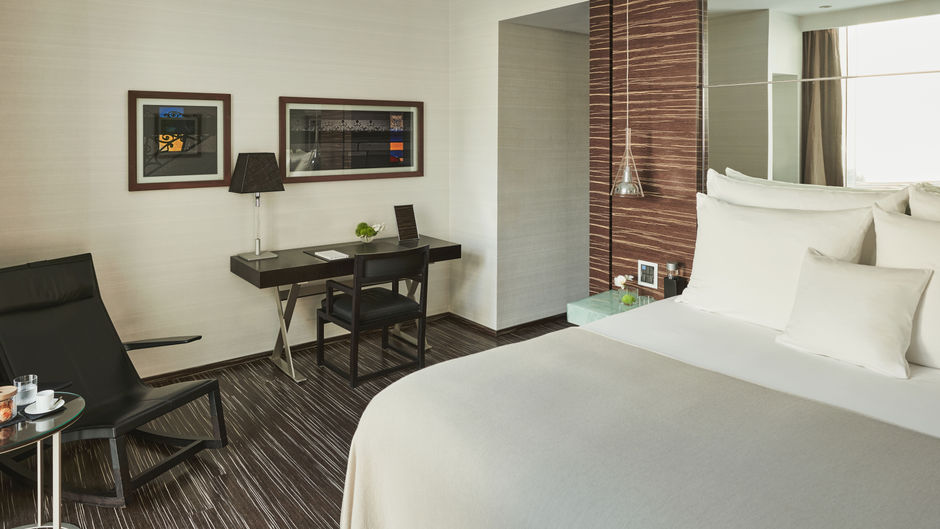 Romeo Hotel Room