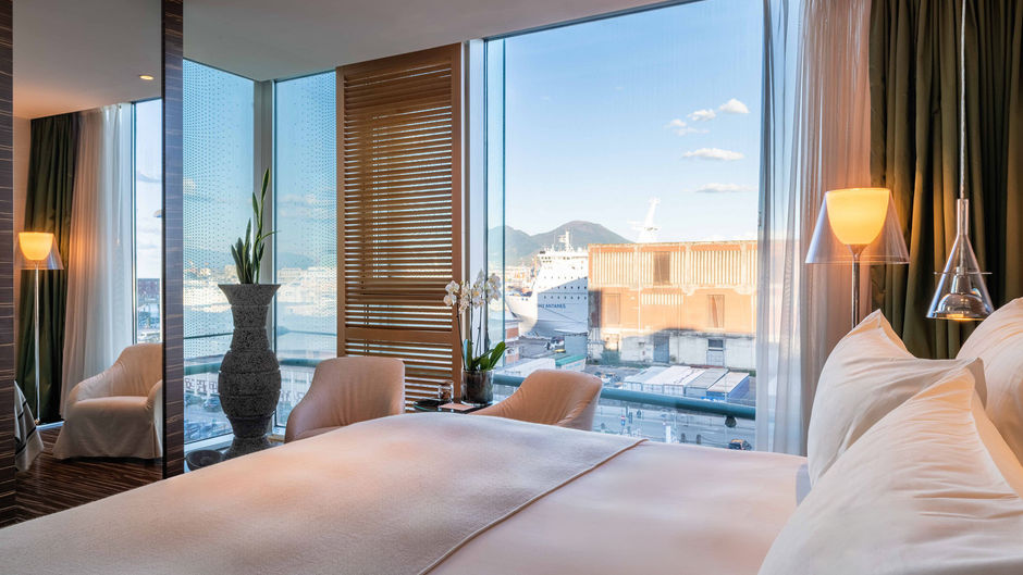Romeo Hotel Suite