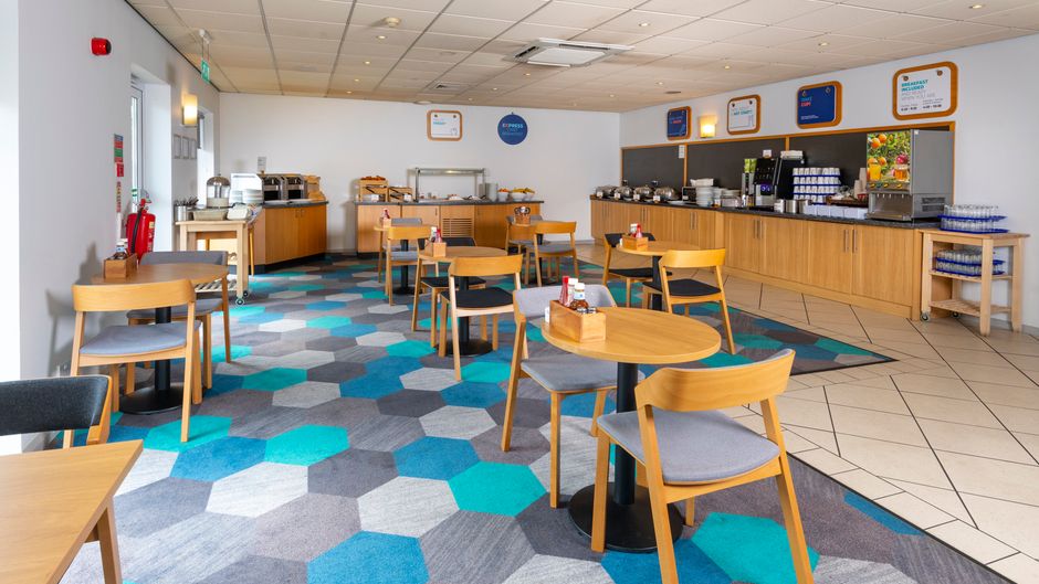 Holiday Inn Express Gloucester South Restaurant