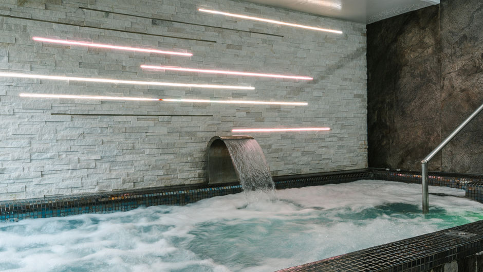 Voco Winchester Hotel & Spa Pool