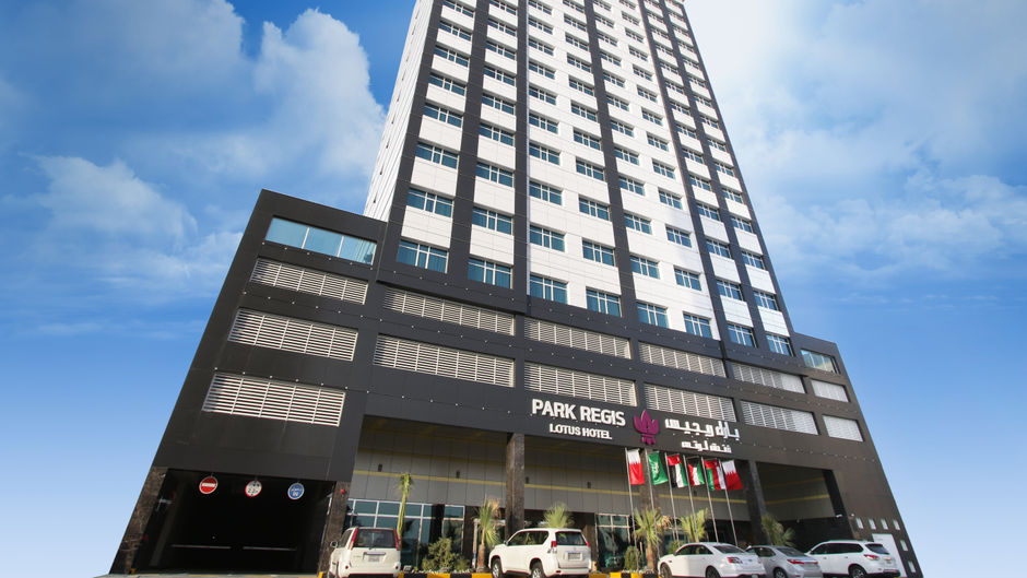Park Regis Lotus Hotel Exterior