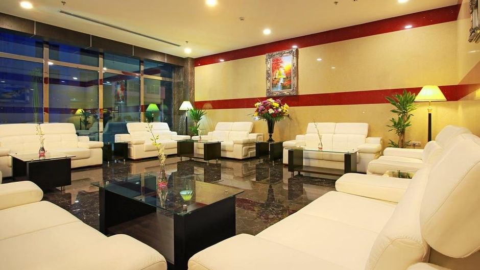 Park Regis Lotus Hotel Lobby
