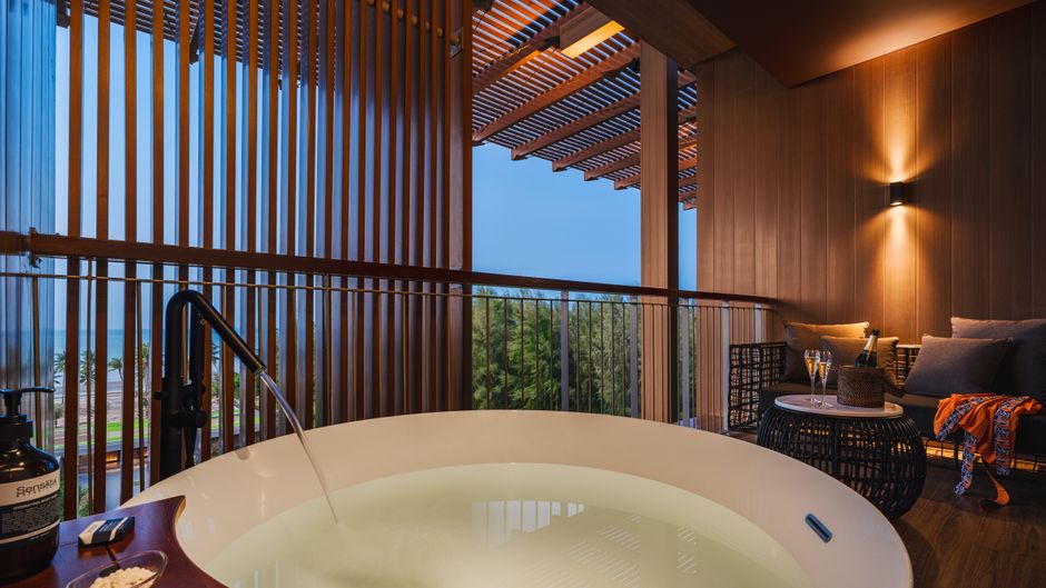 Hotel Indigo Bintan Lagoi Beach Room