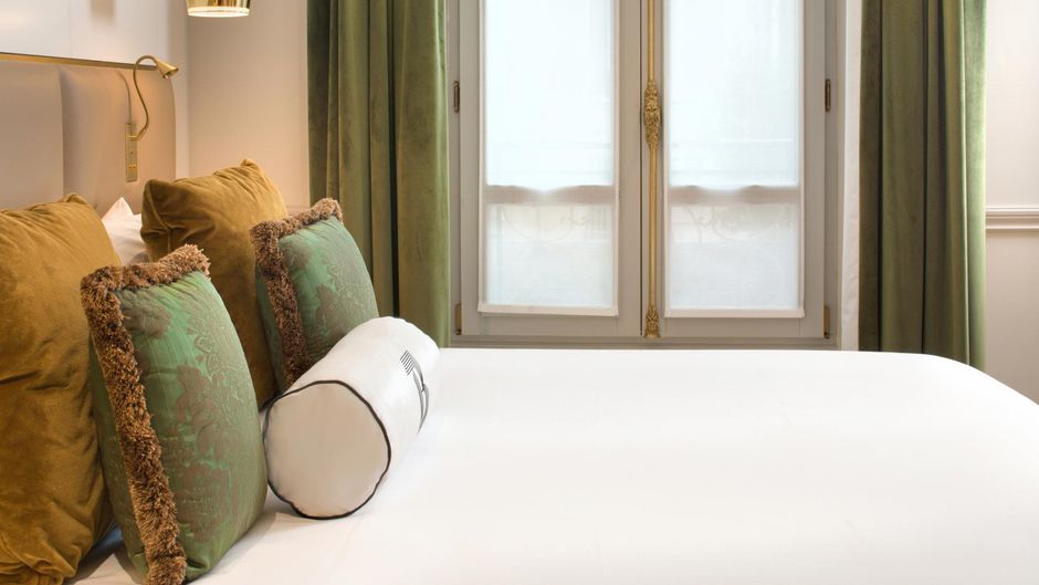 Hotel Bowmann Paris Room