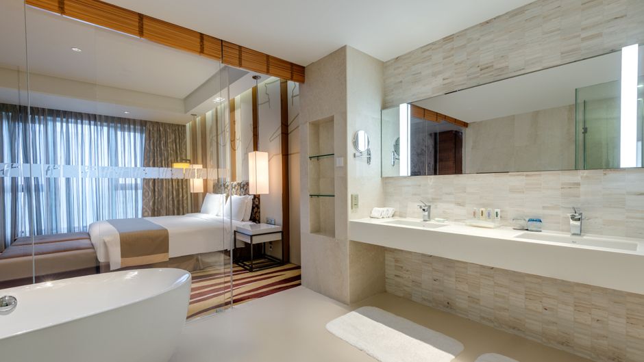 Holiday Inn Shanghai Hongqiao Room