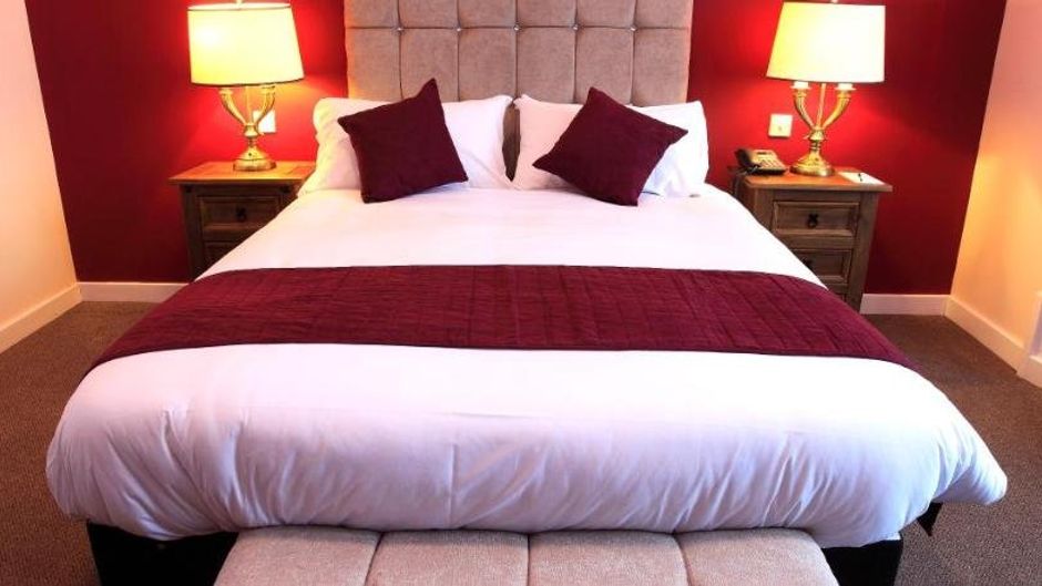 The Pearl Hotel Room