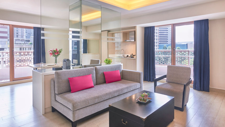 Village Hotel Katong Suite