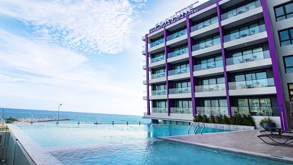 Fortune Hotel Saengchan Beach Beach