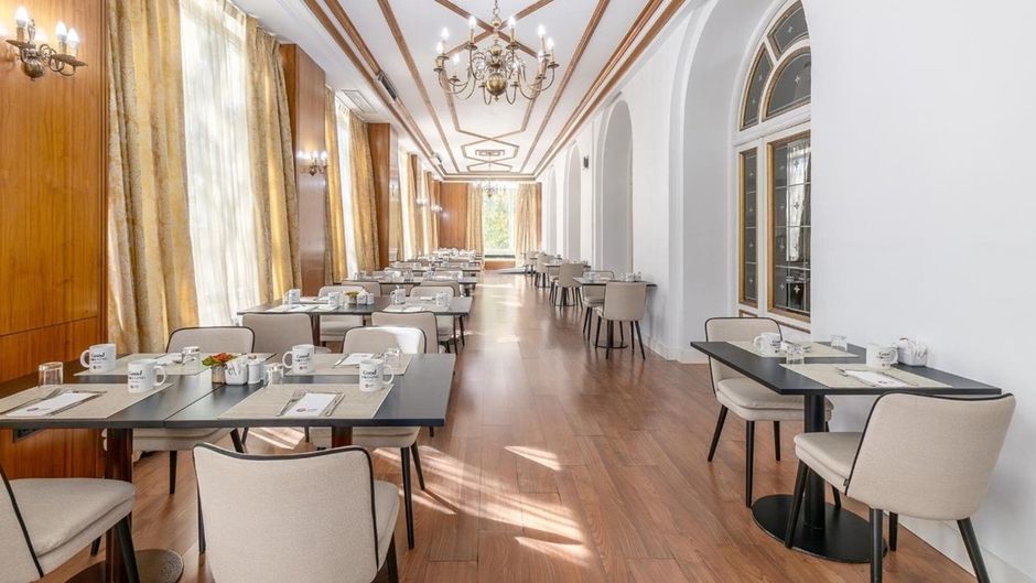 Exe Victoria Palace Restaurant
