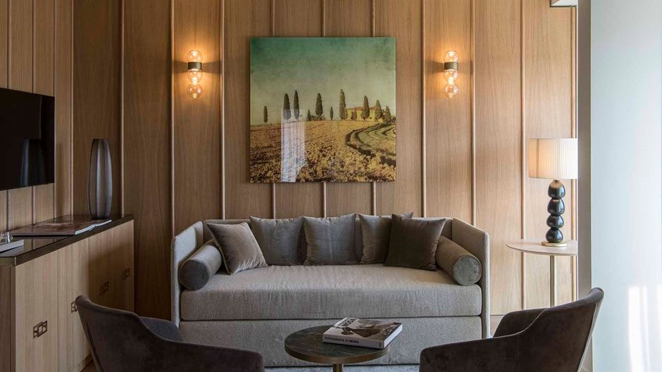 Columbus Urban Resort Room