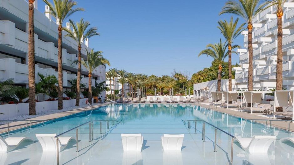 Alanda Marbella Hotel Pool