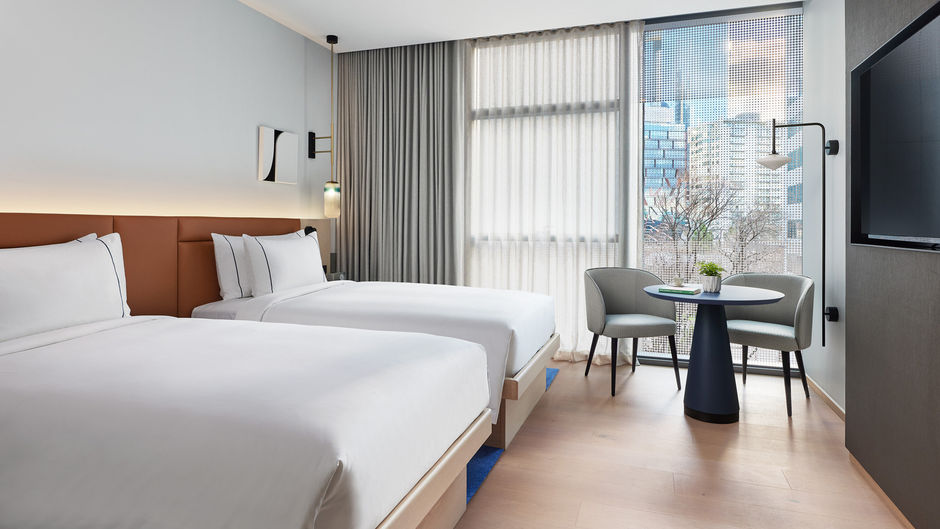 Lanson Place Parliament Gardens Room
