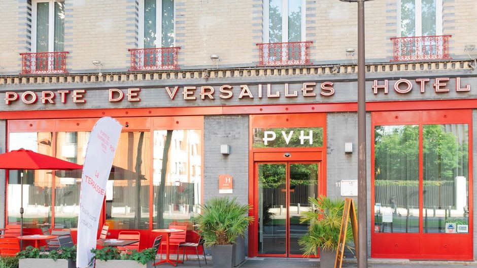 Porte de Versailles Hotel Exterior