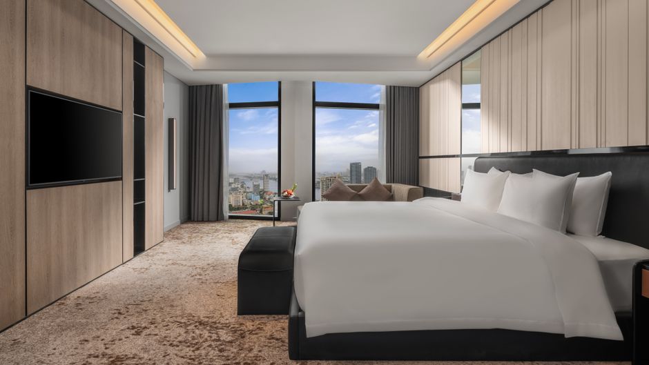 Crowne Plaza Danang City Centre Suite