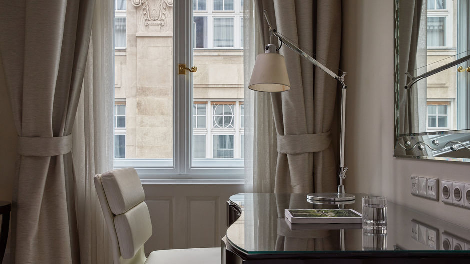 Four Seasons Hotel Gresham Palace Other