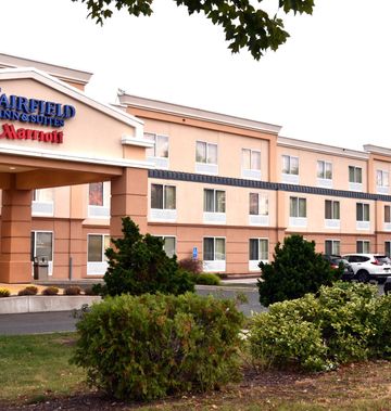 Fairfield Inn & Suites Hartford Airport
