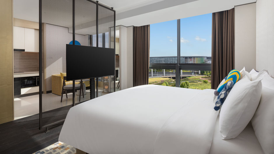 Voco Suites Shanghai Hongqiao CBD Room