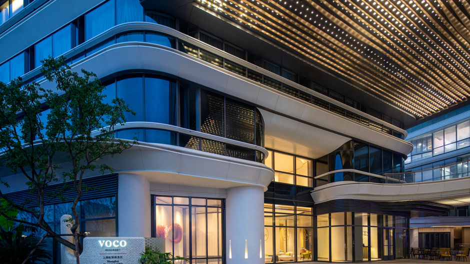 Voco Suites Shanghai Hongqiao CBD Exterior