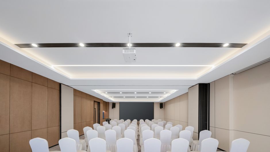 Holiday Inn Express Zhengzhou Meeting