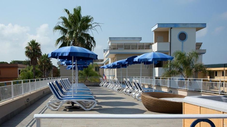 Hotel Premiere, Giugliano Exterior