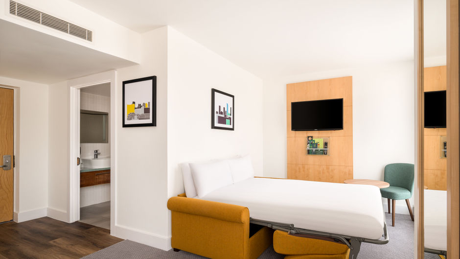 Holiday Inn Birmingham City Centre Room