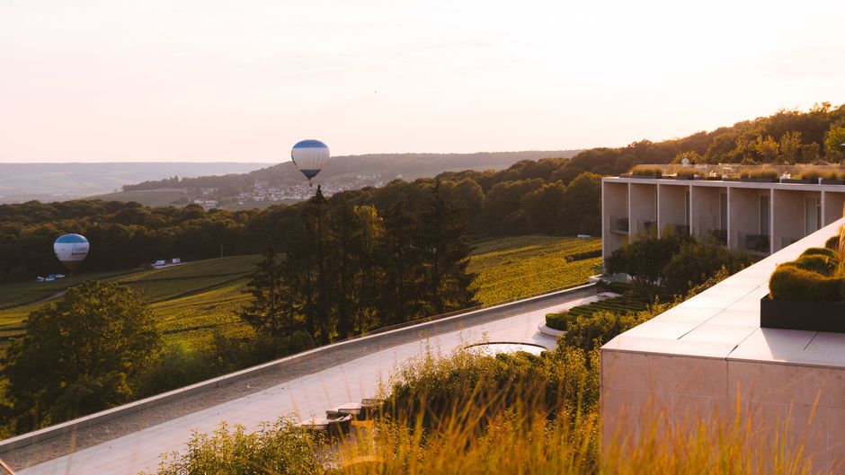 Royal Champagne Hotel & Spa Exterior