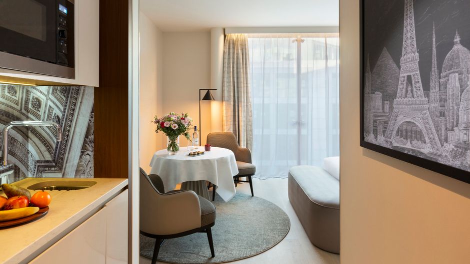 La Clef Tour Eiffel Room