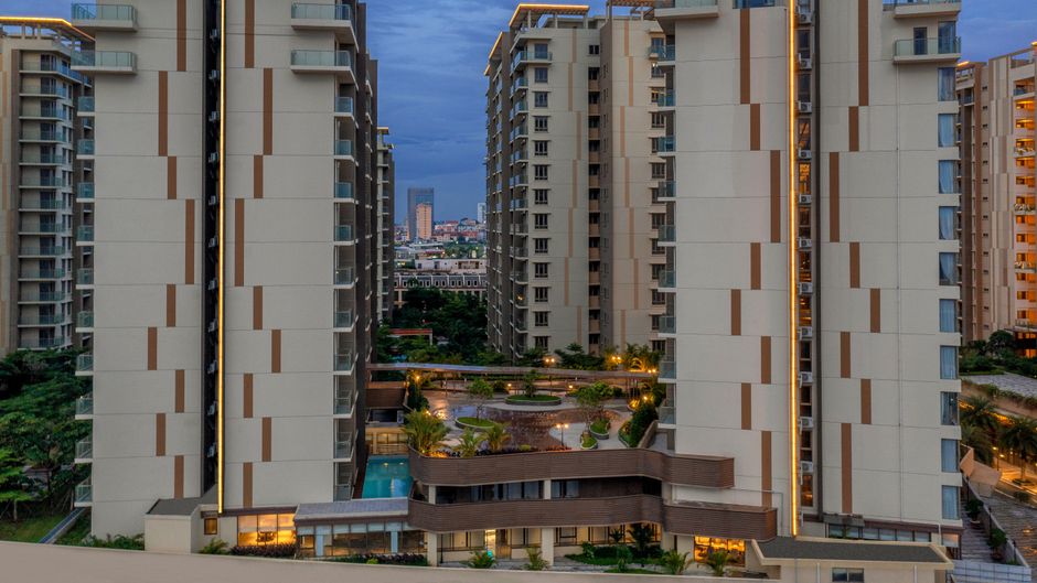 Oakwood Premier Phnom Penh Exterior
