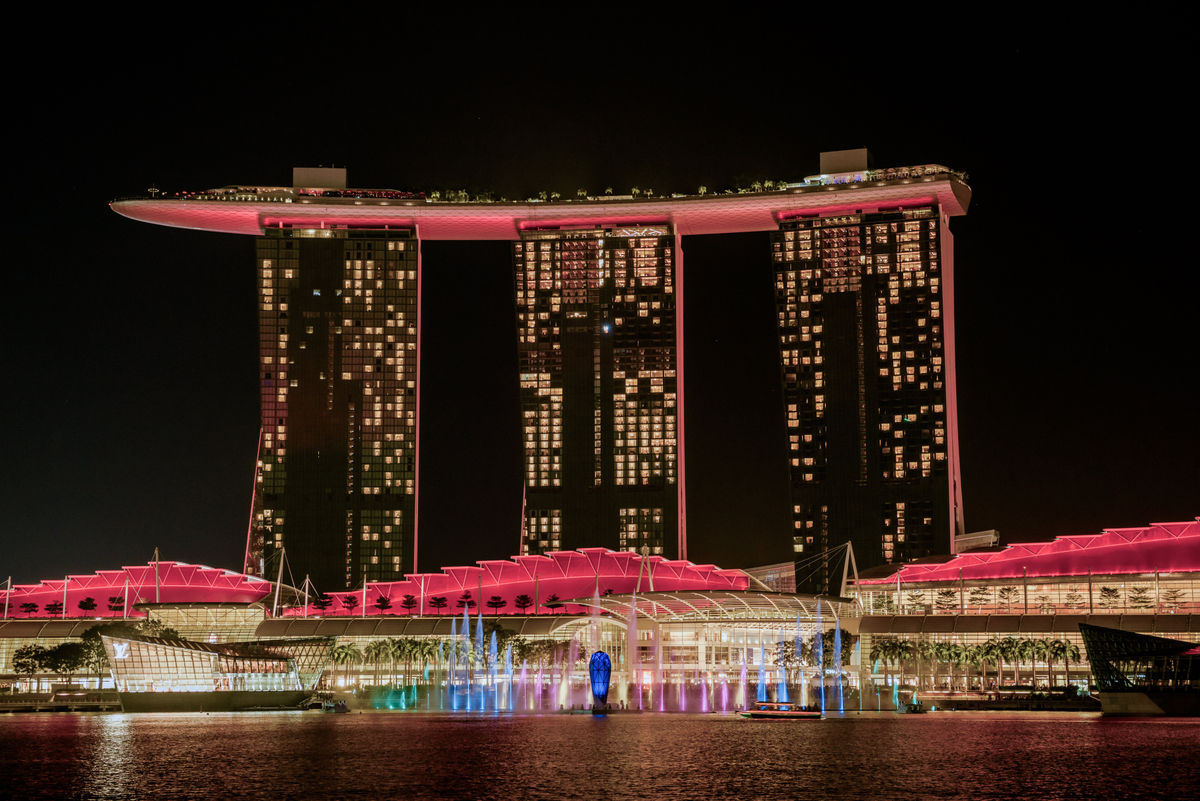 Singapore Marina Bay skyline at night