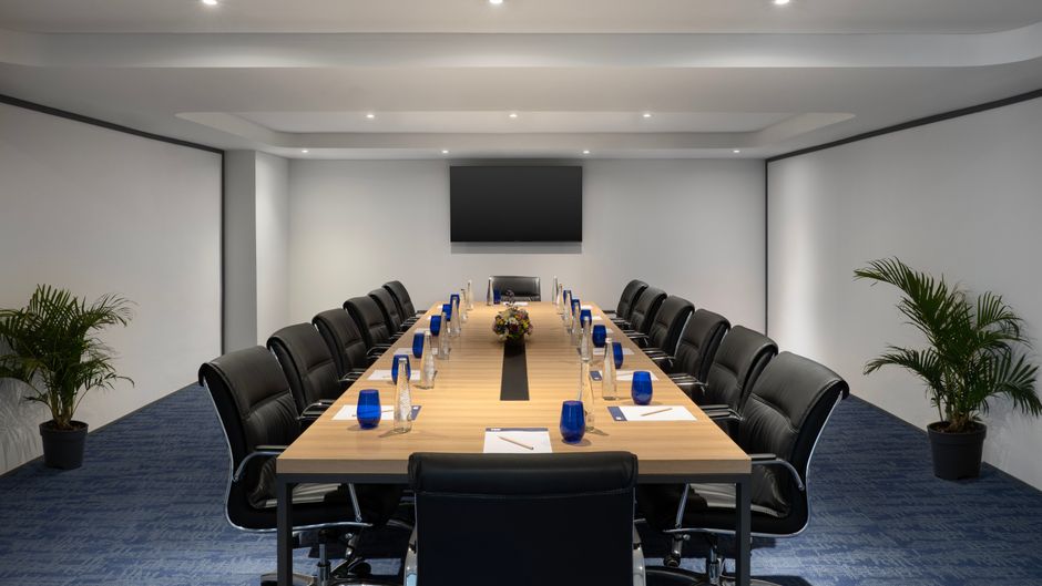 Holiday Inn Exp Bali Sunset Rd Meeting