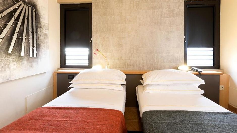 Hotel Albavilla Room
