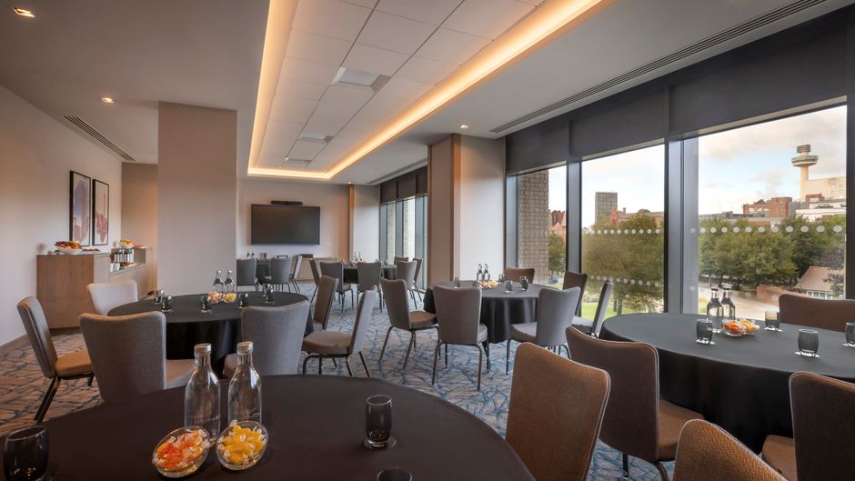 Maldron Hotel Meeting