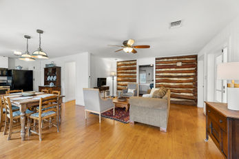Meyer Bed and Breakfast on Cypress Creek