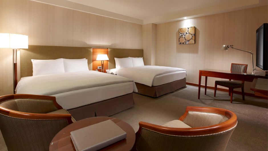 Taichung Harbor Hotel Room