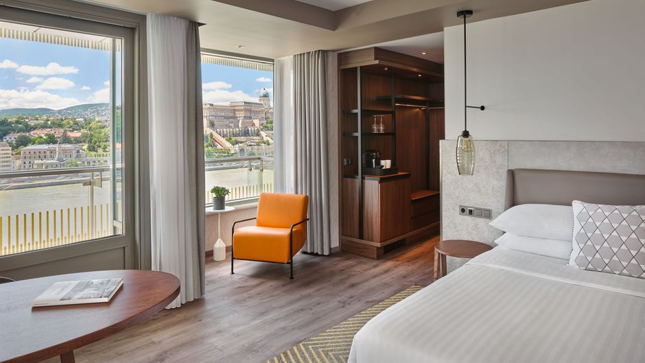 Budapest Marriott Hotel Suite