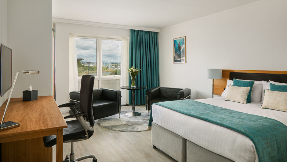 Langstone Hotel Room