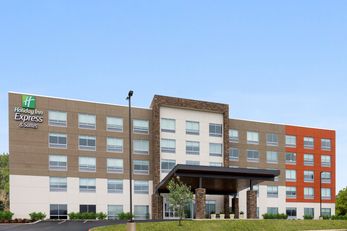 Holiday Inn Express/Stes Waynesboro East